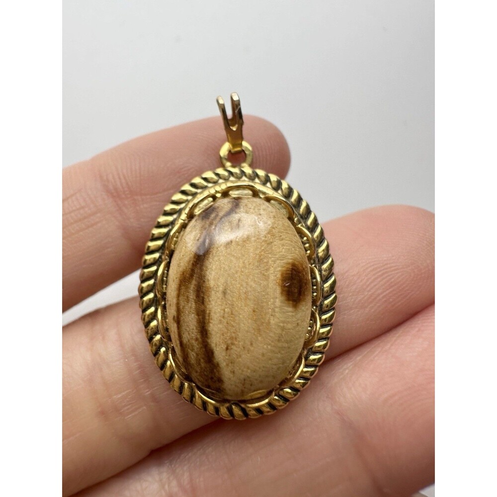 Vintage Gold Tone Oval Polished Wood Pendant